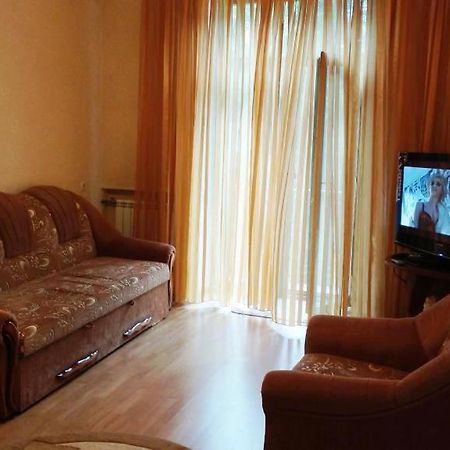 Комната В Двухкомнатной Apartment Kiev Luaran gambar